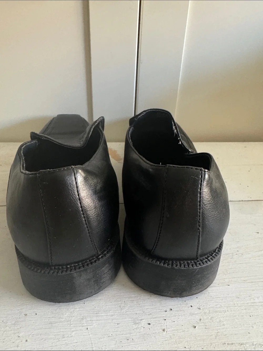 Men's Black Leather Slip-On Dress Shoes